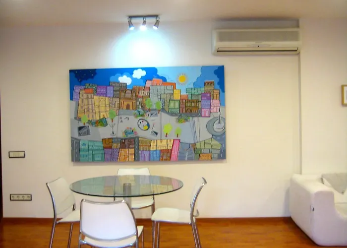 Hostal Madrazo