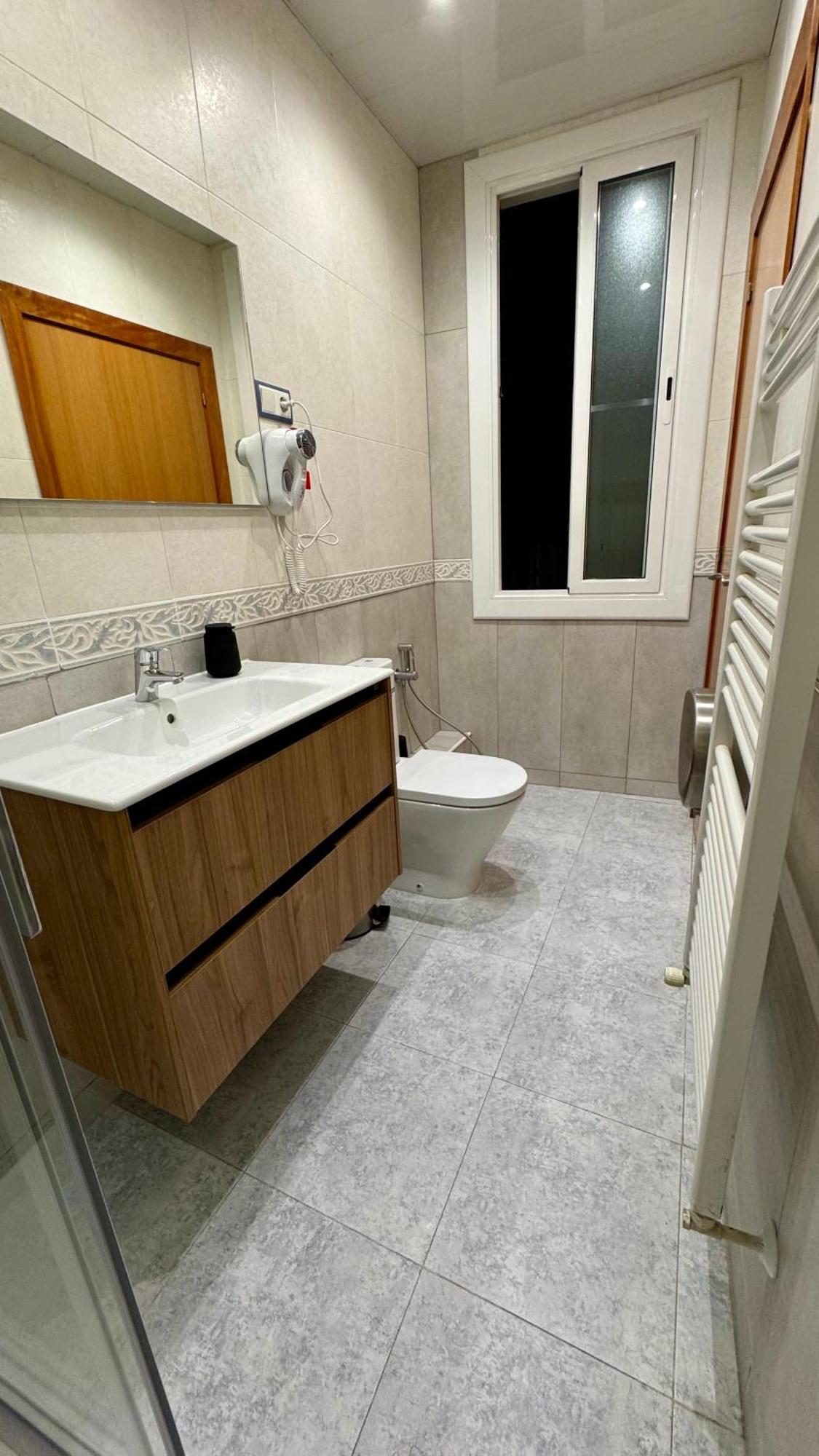 Guest house Madrazo 2*